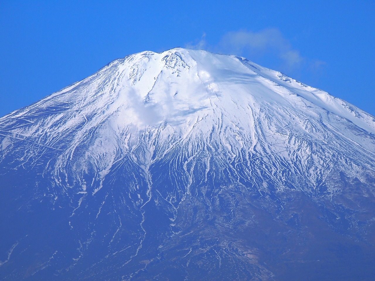 富士山が一番大きく見える場所はどこ?一番きれいに見えるホテルと絶景ポイントは? 富士山が一番大きく見える場所はどこ?一番きれいに見えるホテルと絶景ポイントは?